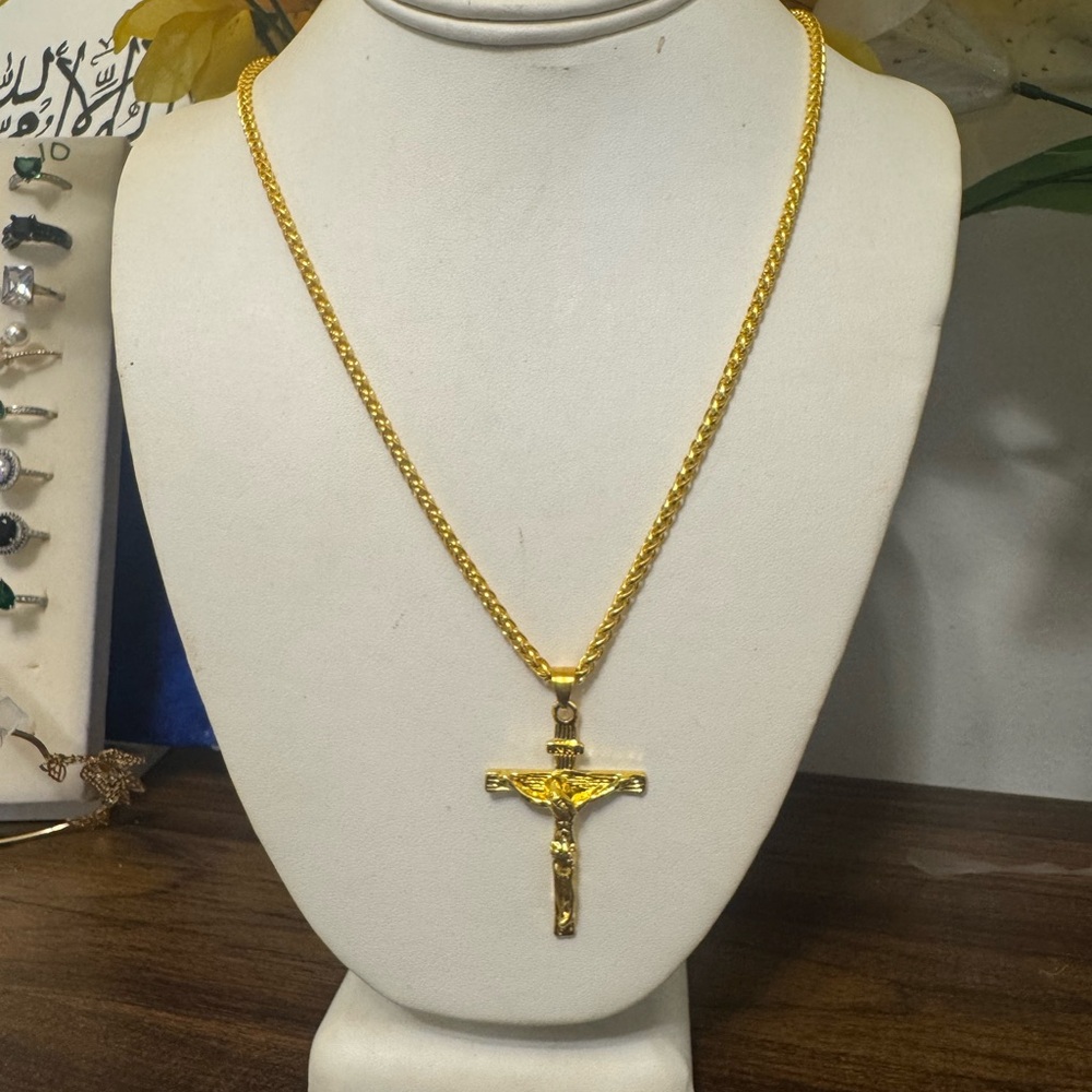 GOLD MOTHER OF PEARL NECKLACE - Picture 4 of 9